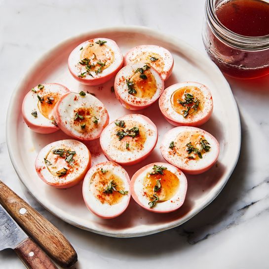 Beet-Covered Deviled Eggs with Curry and Chives Recipe