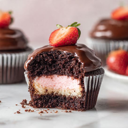 Chocolate Covered Strawberry Cupcakes Recipe