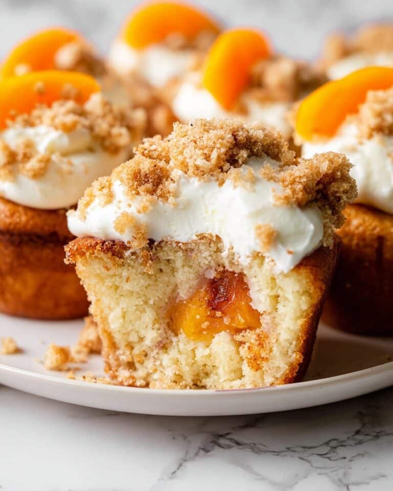 Peach Cobbler Cupcakes with Cream Cheese Frosting and Streusel Topping Recipe
