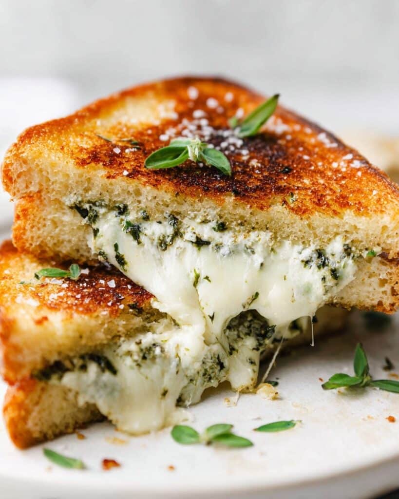 Herbed Mozzarella Grilled Cheese Sandwich Recipe